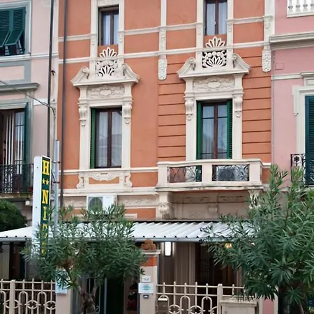 Hotel Nice Viareggio
